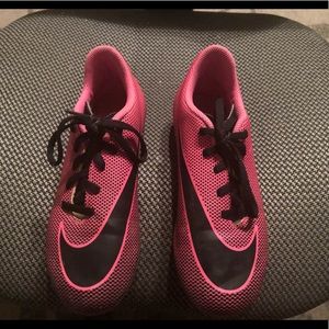 Nike cleats (girls)